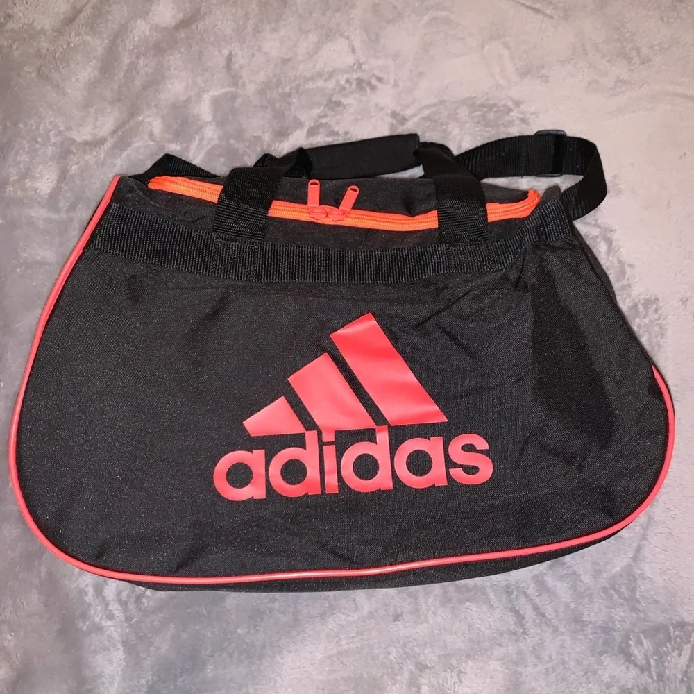 Adidas Bundle drawstring sling & duffel gym bag - Picture 7 of 8